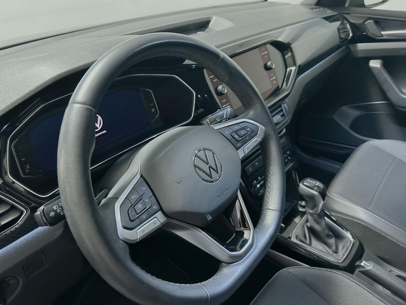 Volkswagen T-Cross – Bild 9