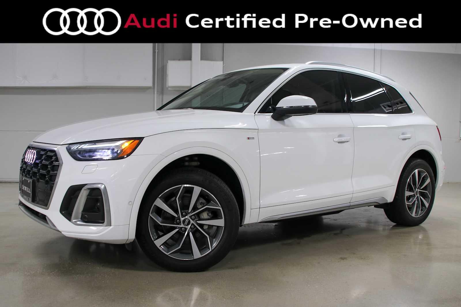 2023 Audi Q5 45 Prestige's photo