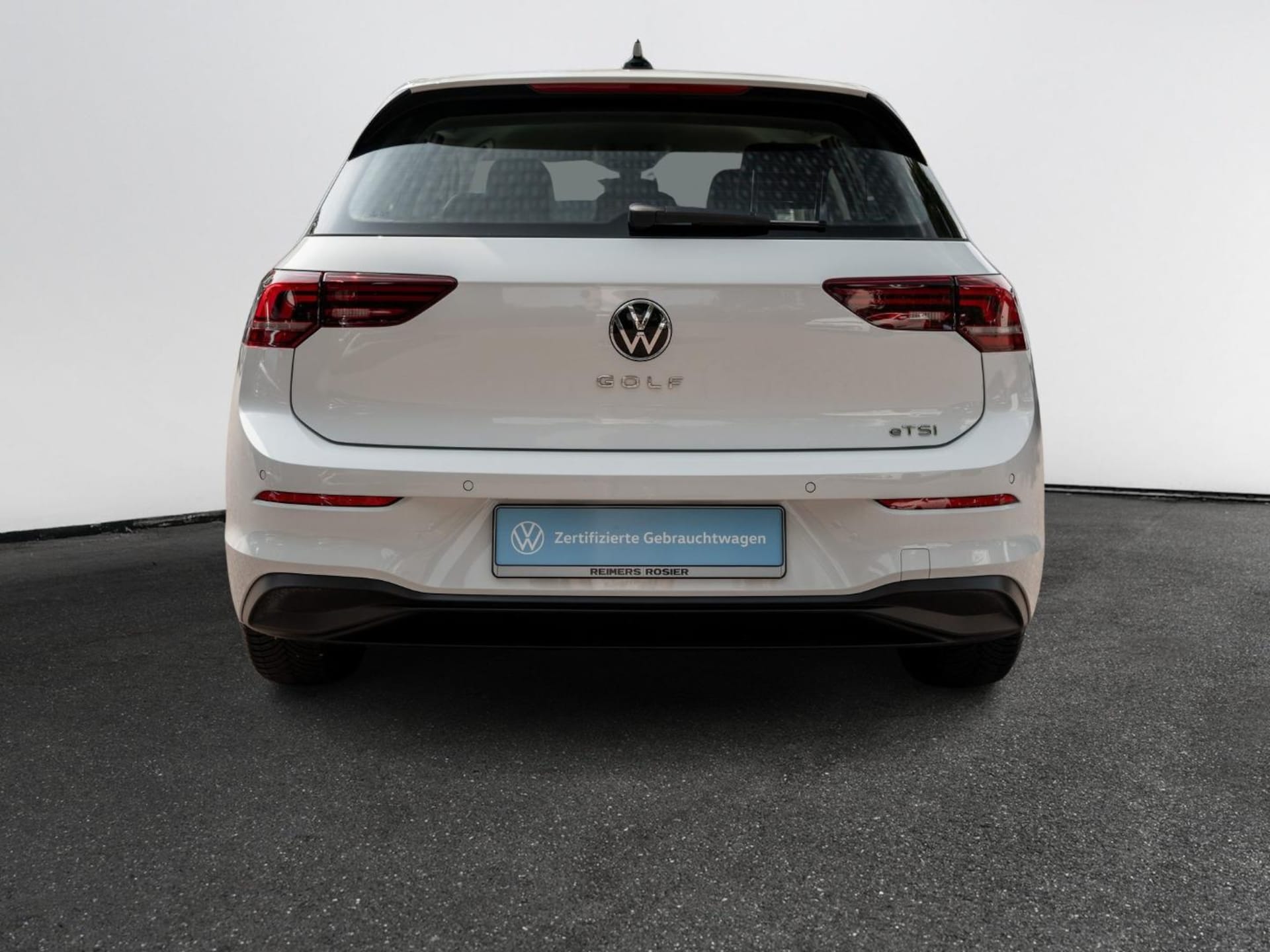 Volkswagen Golf Life