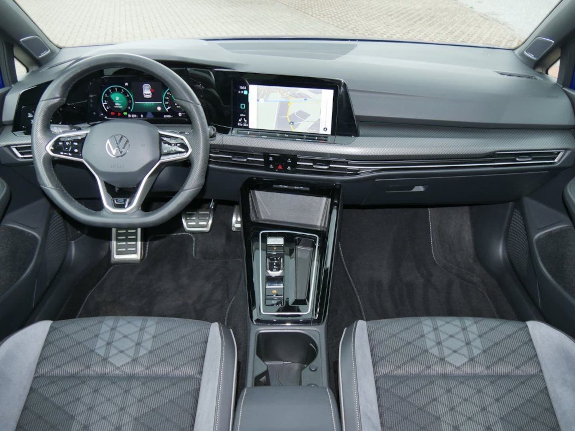 Volkswagen Golf R-Line