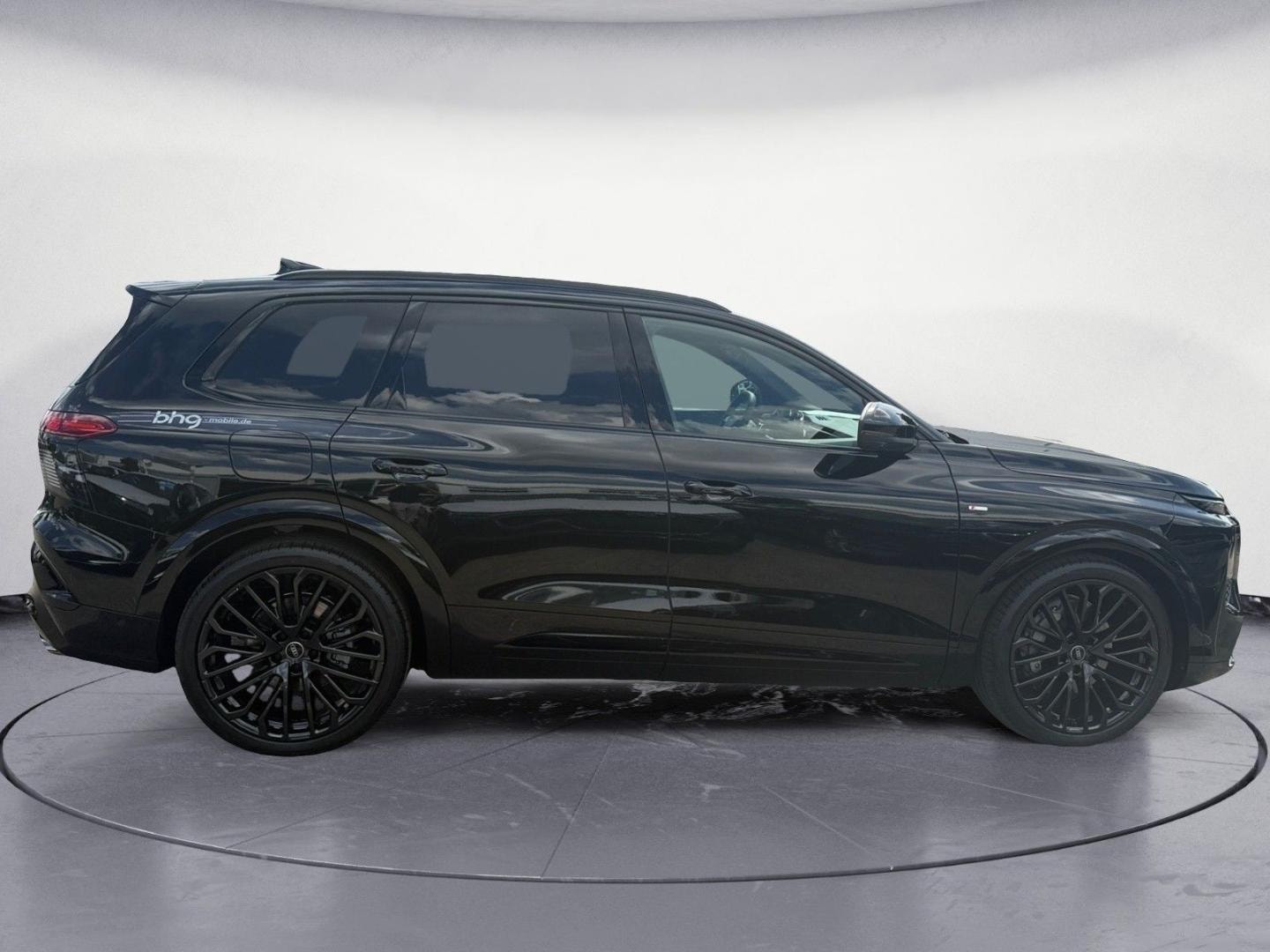 Bild über Audi Q7 SUV TDI quattro 220 kW tiptronic - für weitere Informationen kontaktieren Sie den Audi Partner