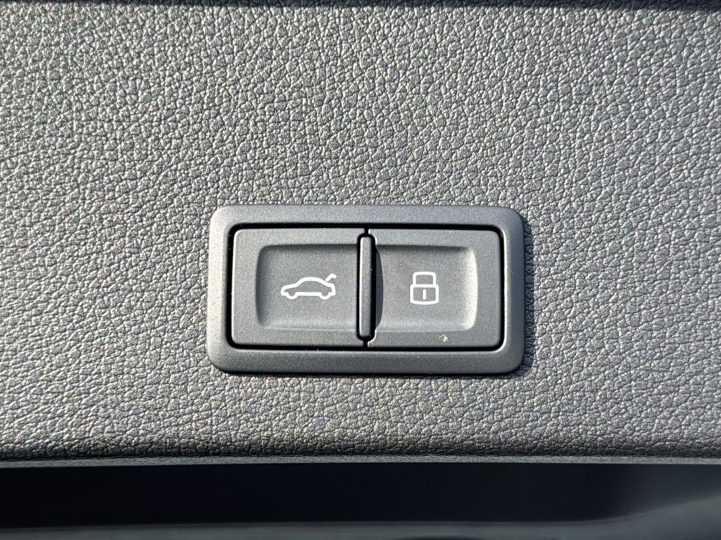 Bild über Audi Q2 advanced 35 TDI S tronic - für weitere Informationen kontaktieren Sie den Audi Partner