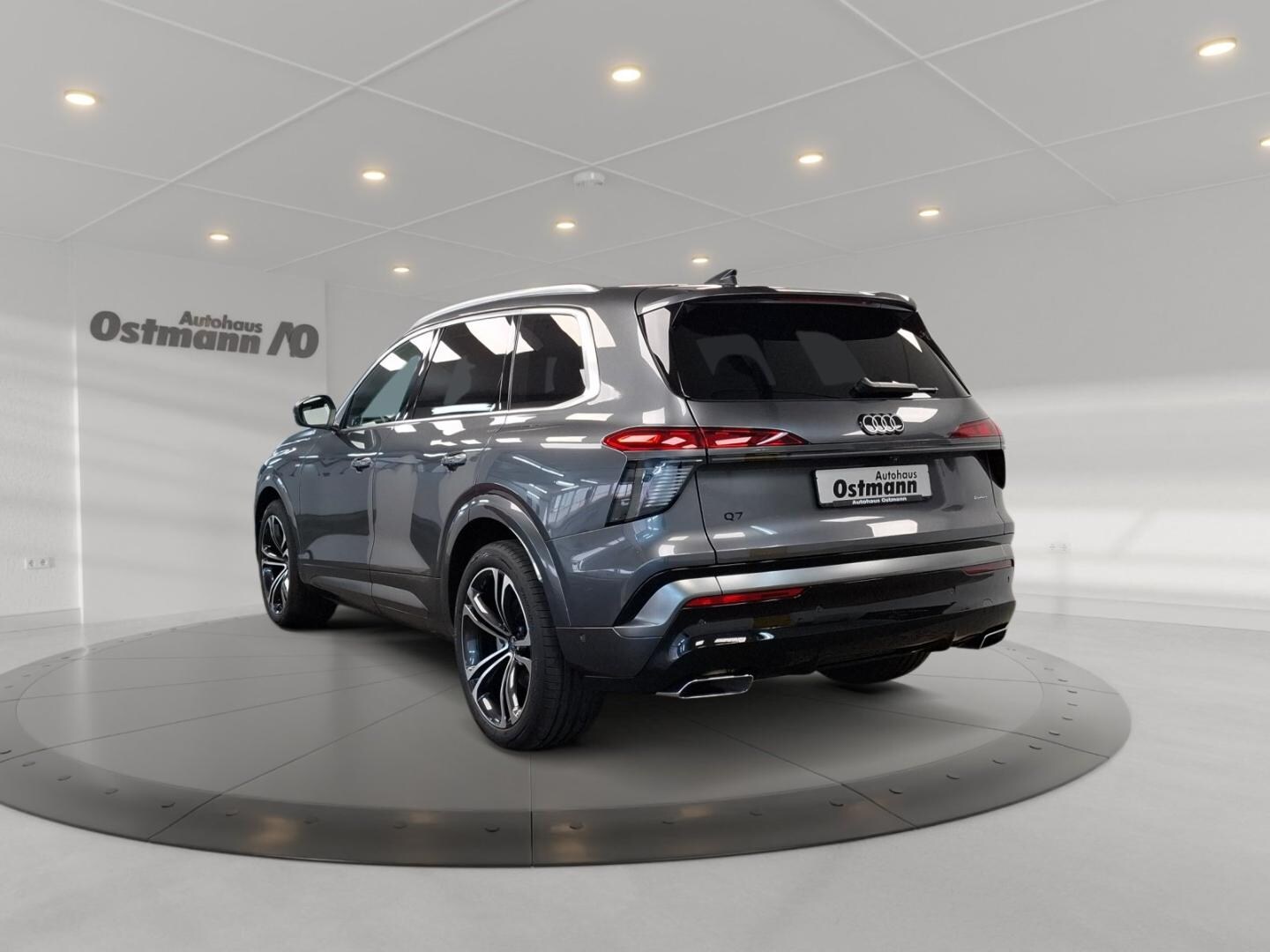 Bild über Audi Q7 SUV TDI quattro 220 kW tiptronic - für weitere Informationen kontaktieren Sie den Audi Partner