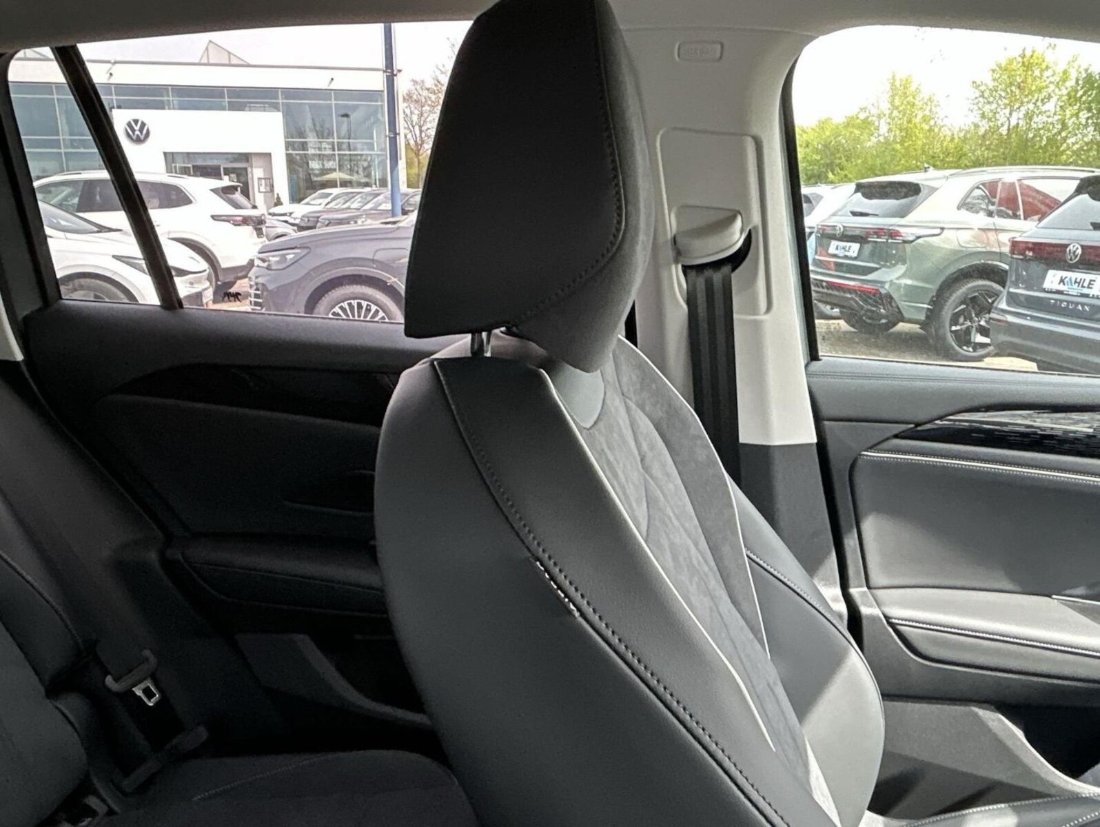 Volkswagen Tiguan – Bild 10