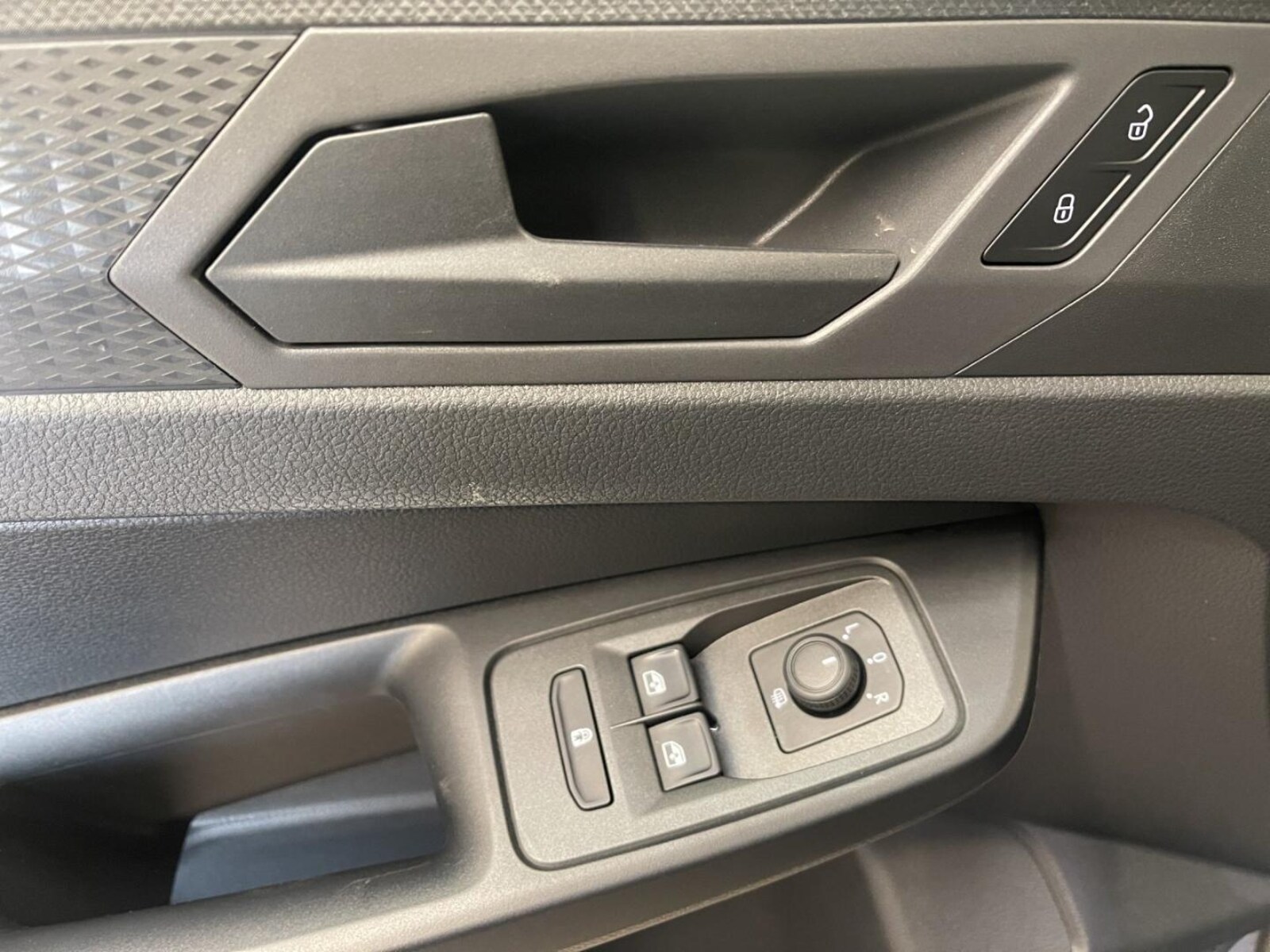 Volkswagen Caddy Kombi – Bild 9