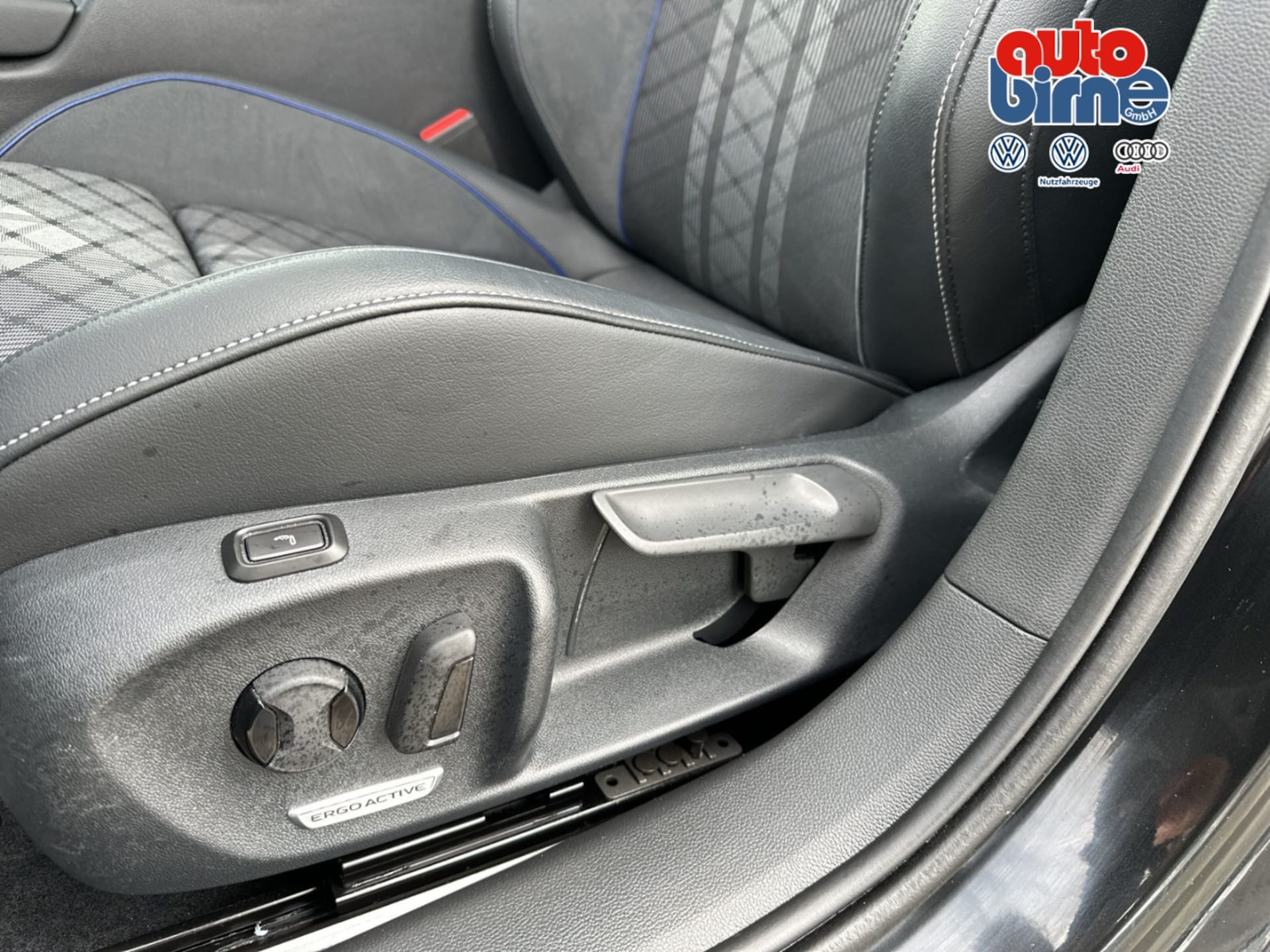 Volkswagen Passat R-Line
