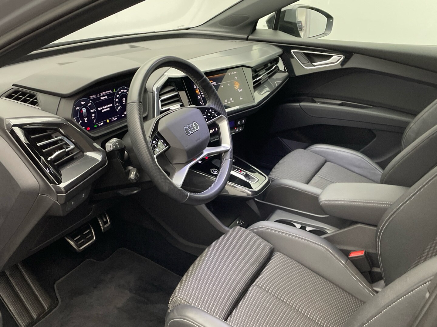 Image about Audi Q4 Sportback e-tron 35 e-tron