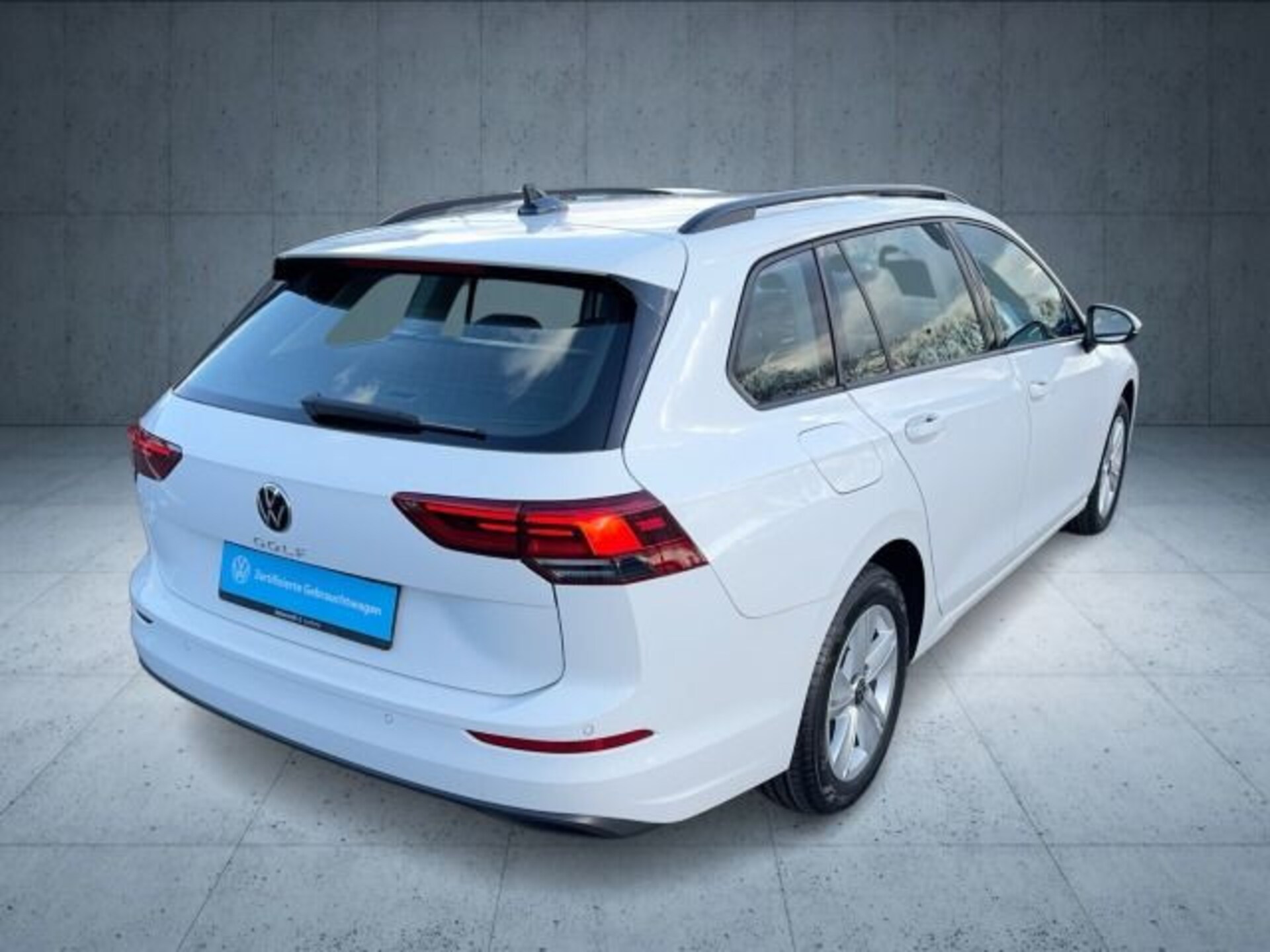 Volkswagen Golf Variant Life