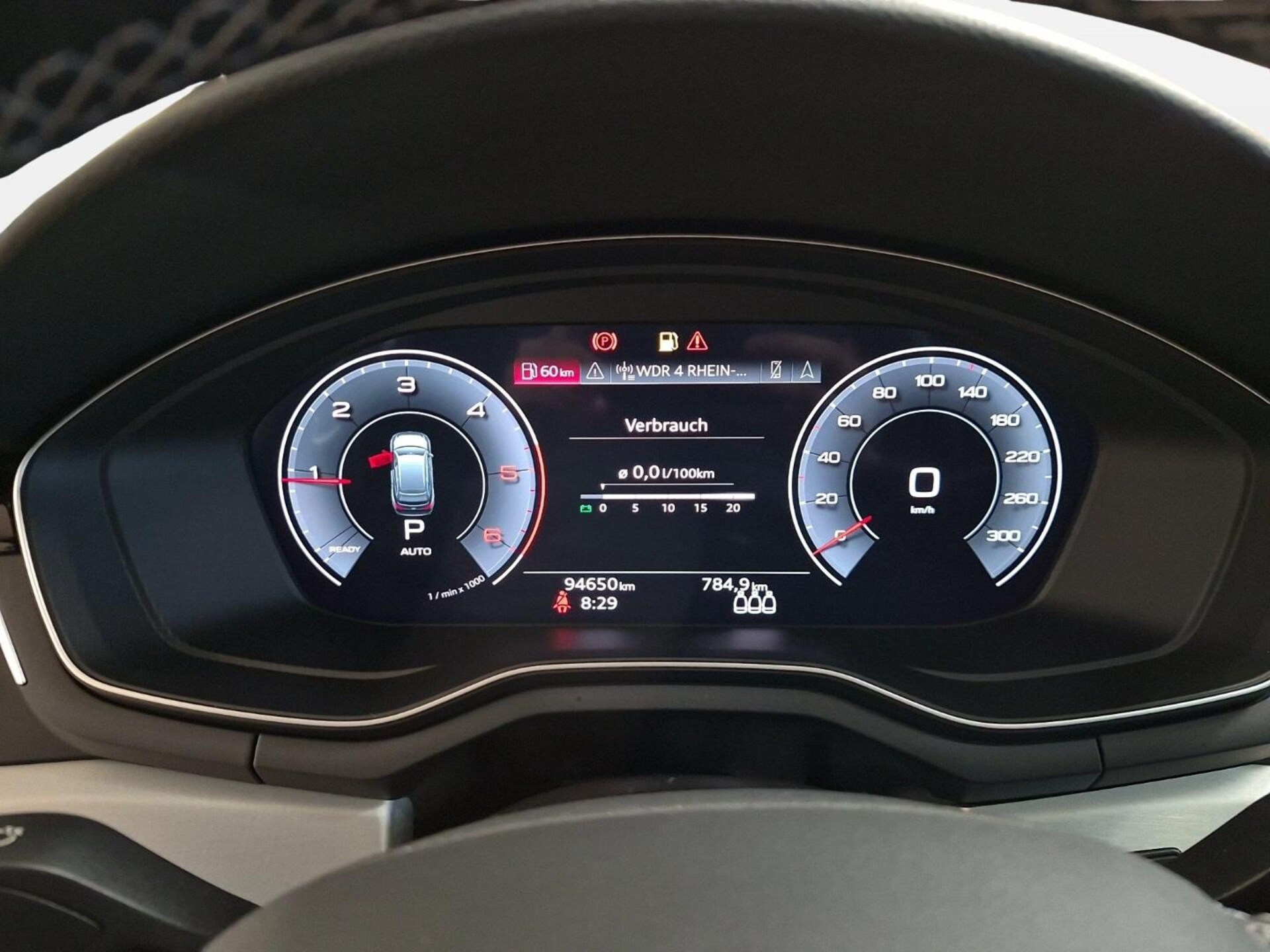 Audi A4 Avant S line