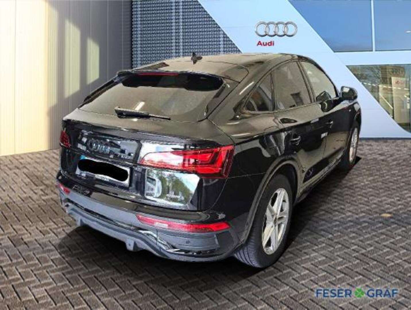 Bild über Audi Q5 Sportback 40 TDI quattro S tronic - für weitere Informationen kontaktieren Sie den Audi Partner