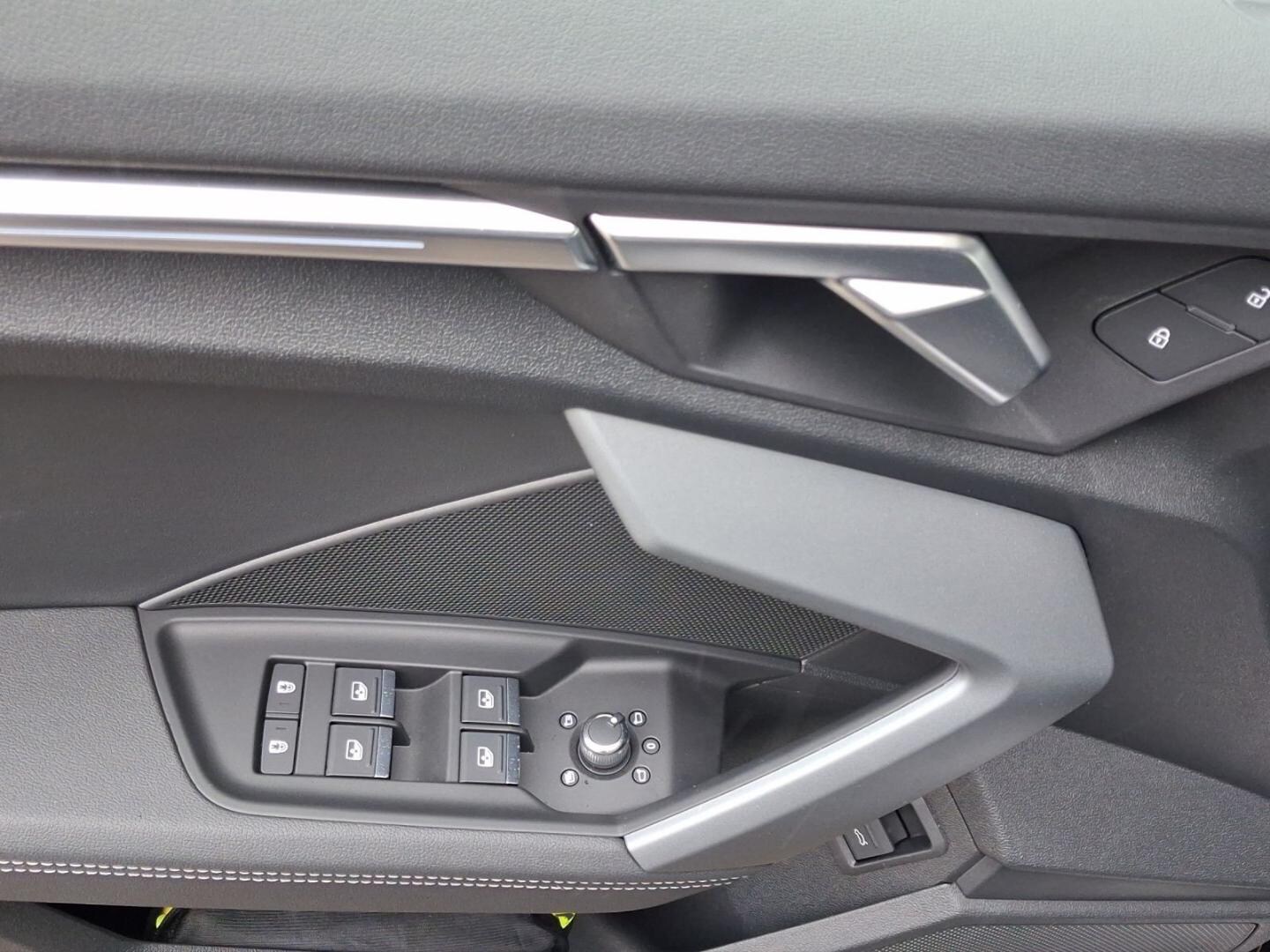 Bild über Audi A3 Sportback TDI S tronic - für weitere Informationen kontaktieren Sie den Audi Partner