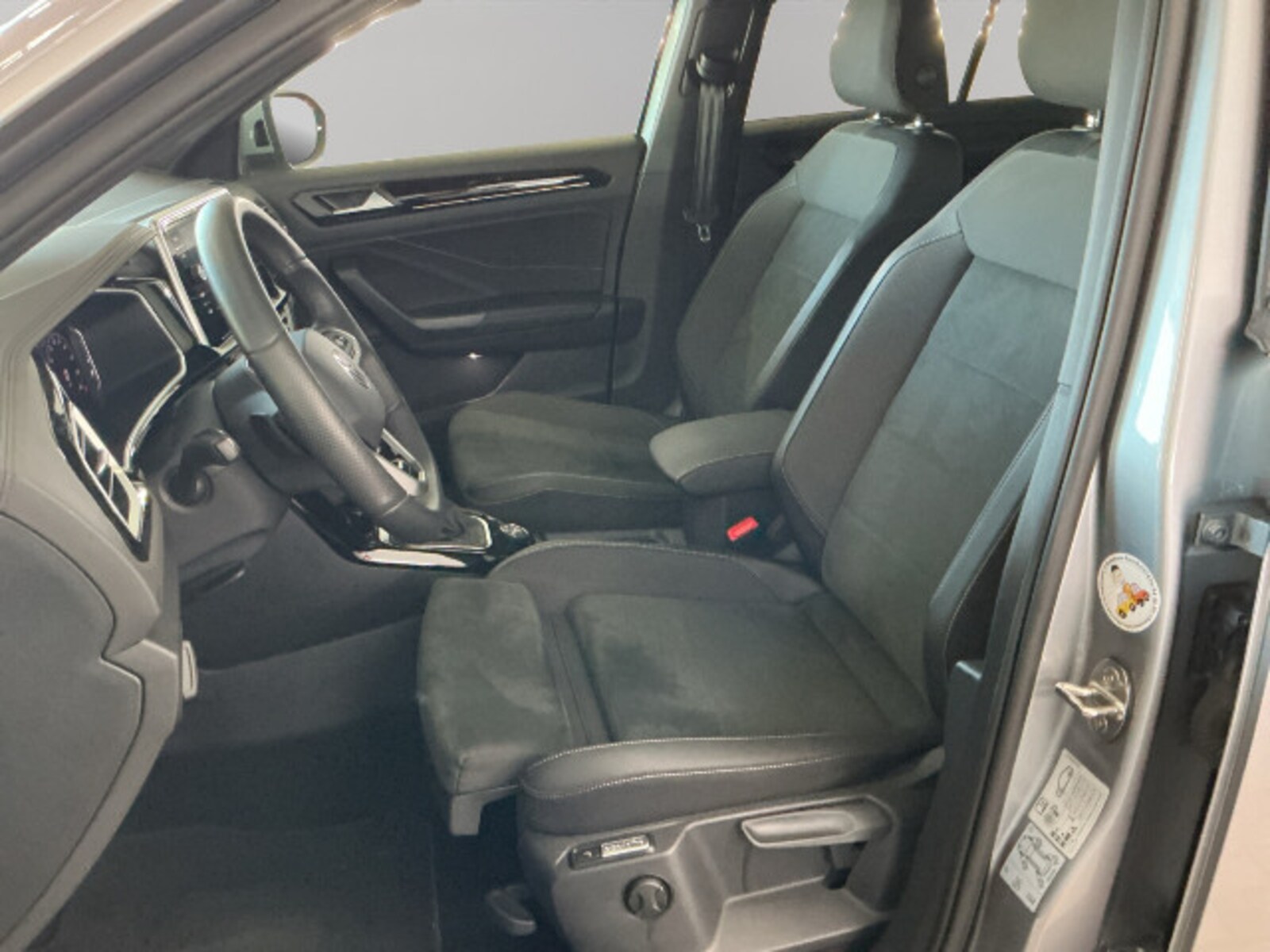 Volkswagen T-Roc – Bild 11