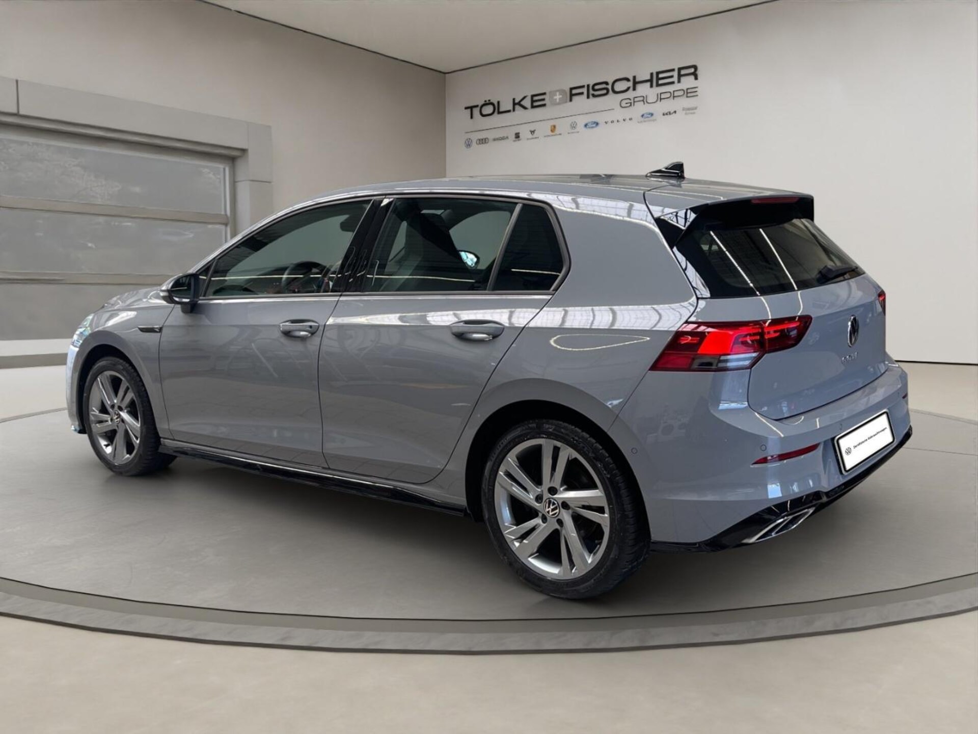 Volkswagen Golf R-Line