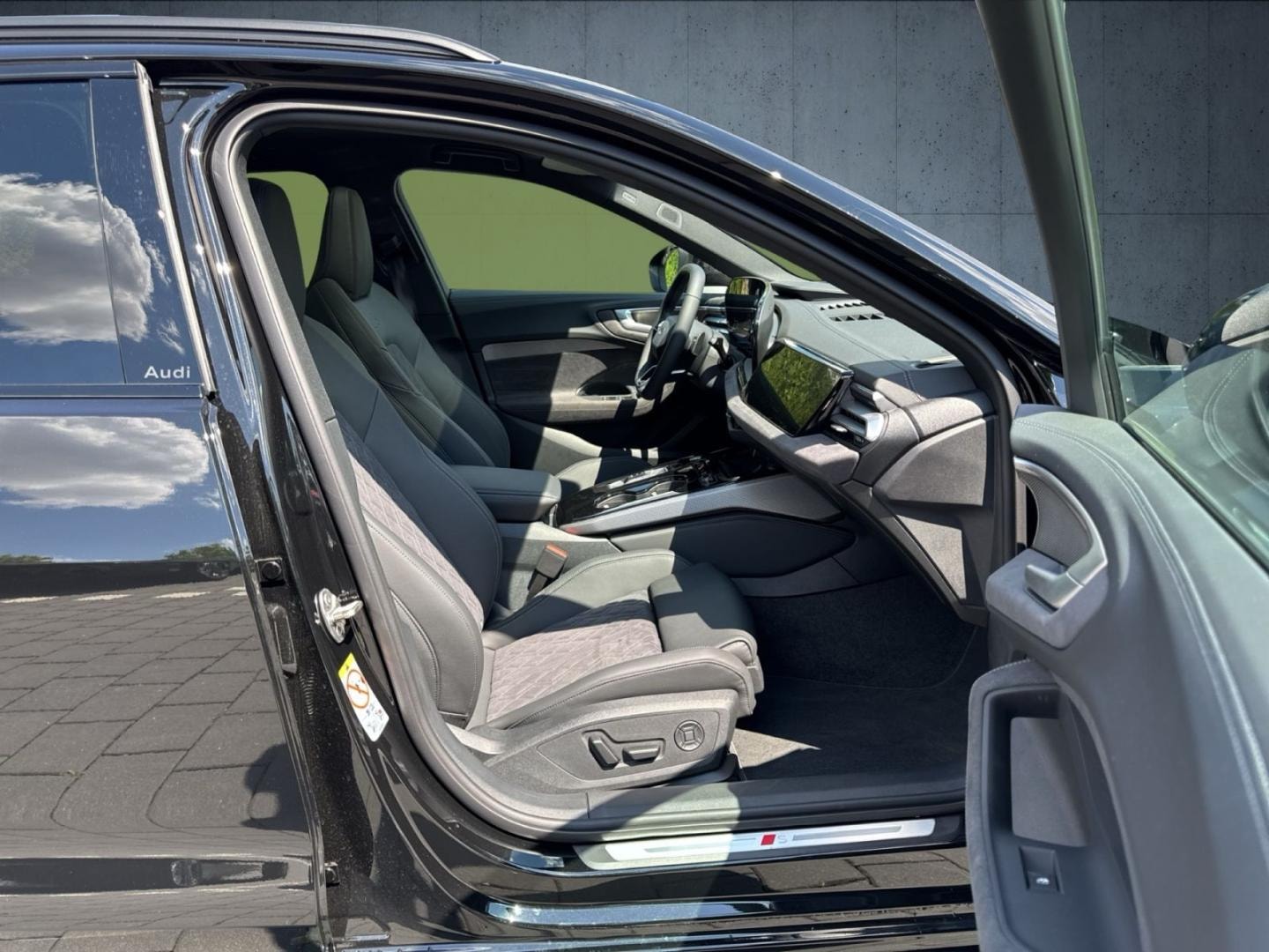 Bild über Audi S5 Avant edition one TFSI 270 kW S tronic - für weitere Informationen kontaktieren Sie den Audi Partner