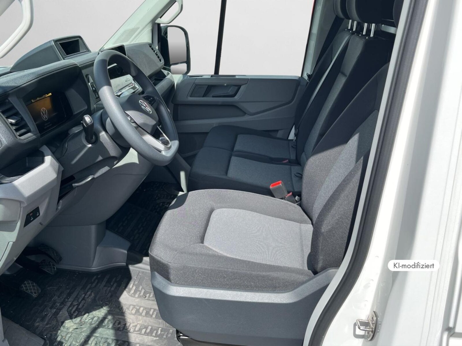 Volkswagen Crafter Kasten mittlerer Radstand – Bild 12