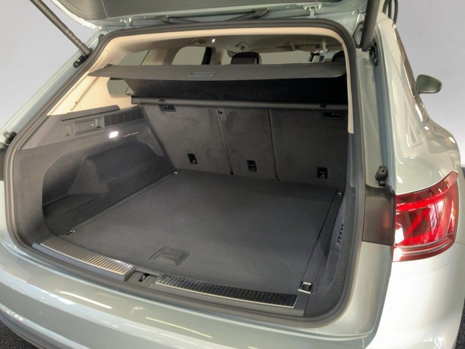 Volkswagen Touareg – Bild 14