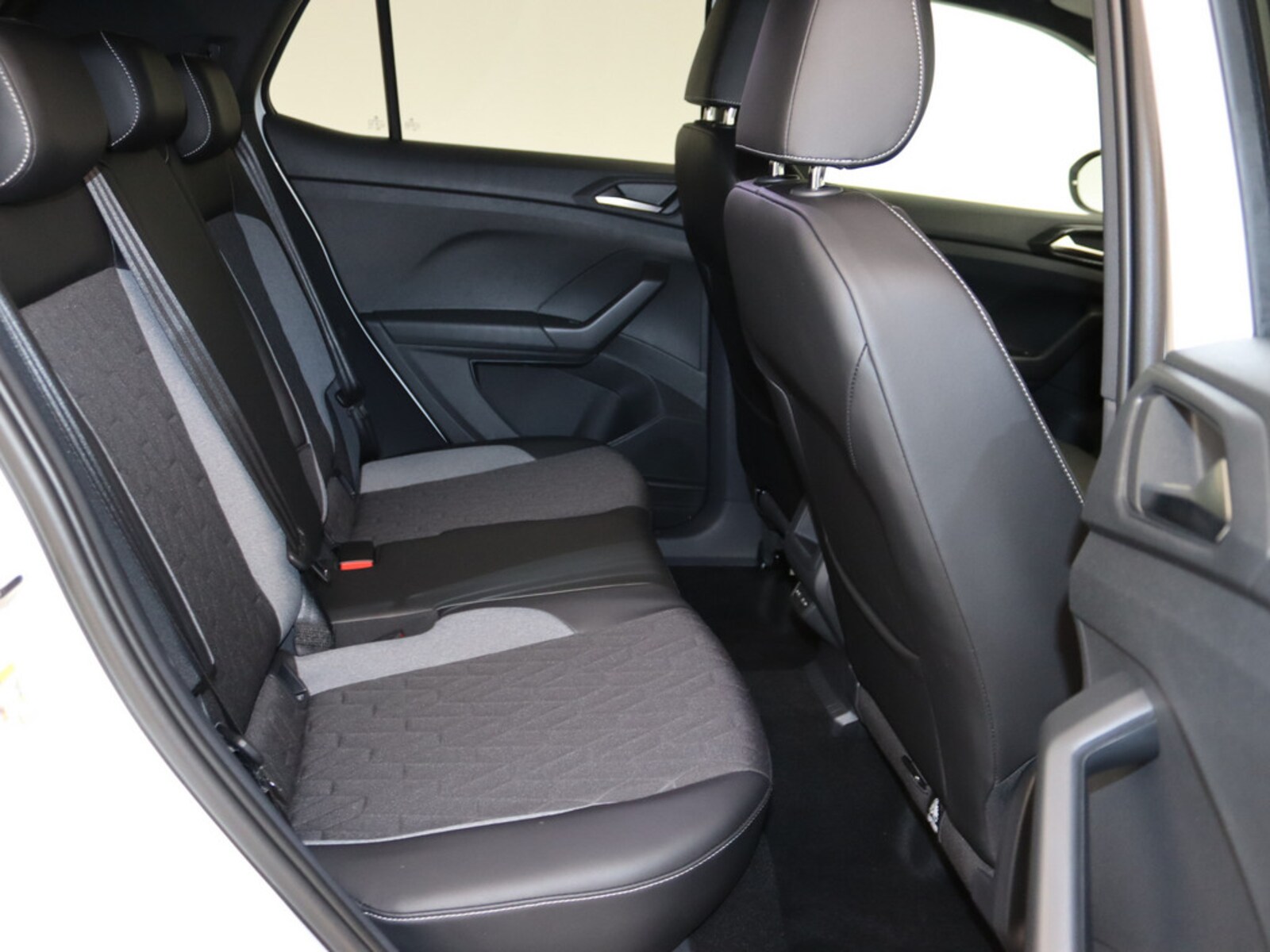 Volkswagen T-Cross – Bild 9