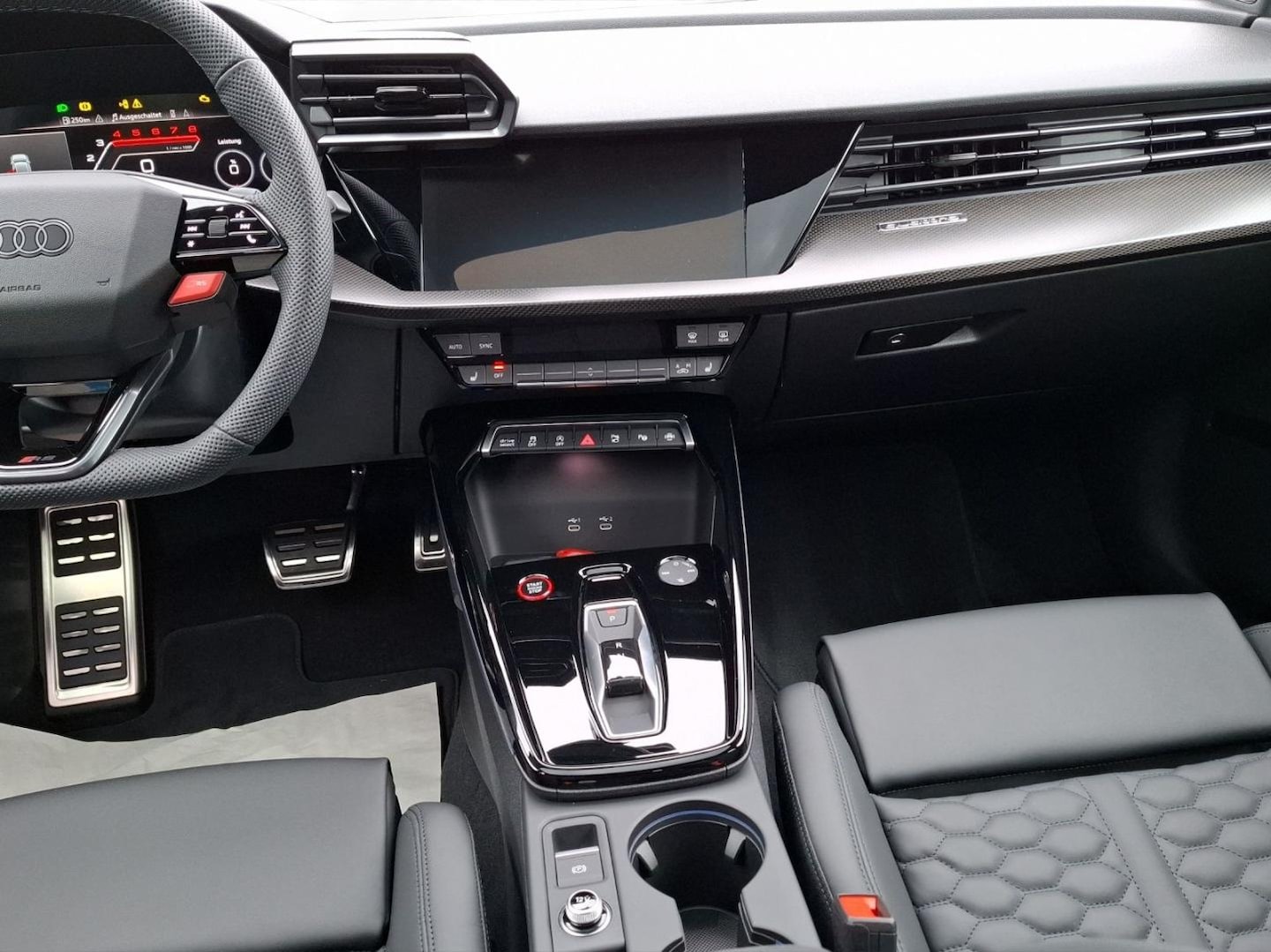 Bild über Audi RS 3 Sportback TFSI quattro 294 kW S tronic - für weitere Informationen kontaktieren Sie den Audi Partner