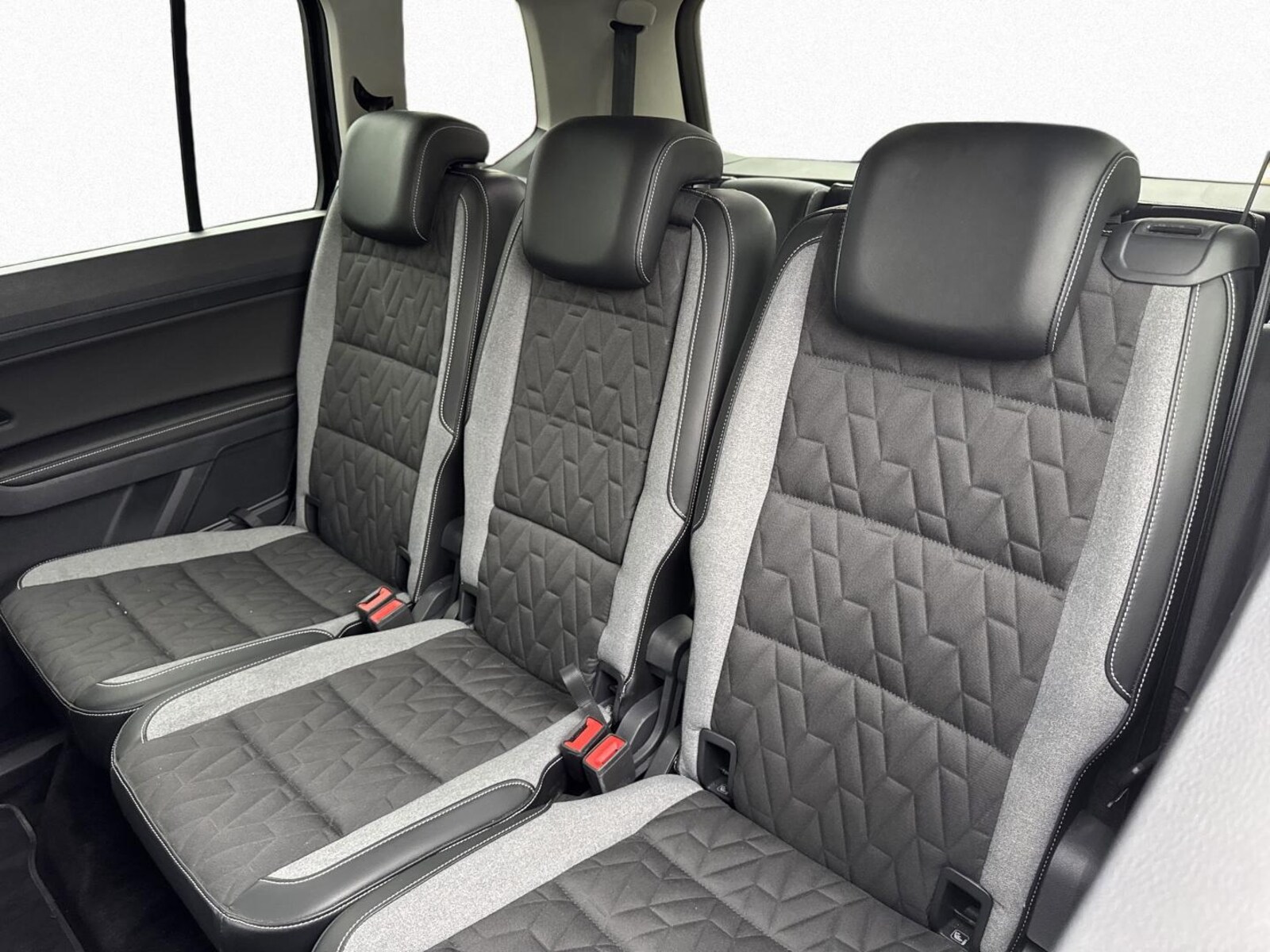 Volkswagen Touran – Bild 12