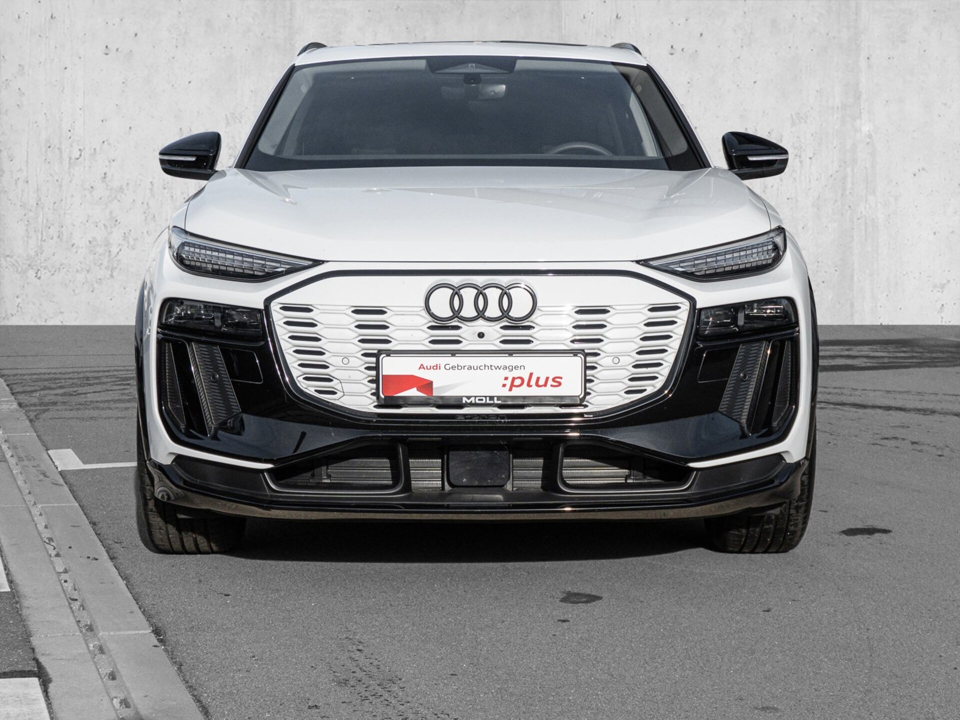 Audi Q6 SUV e-tron