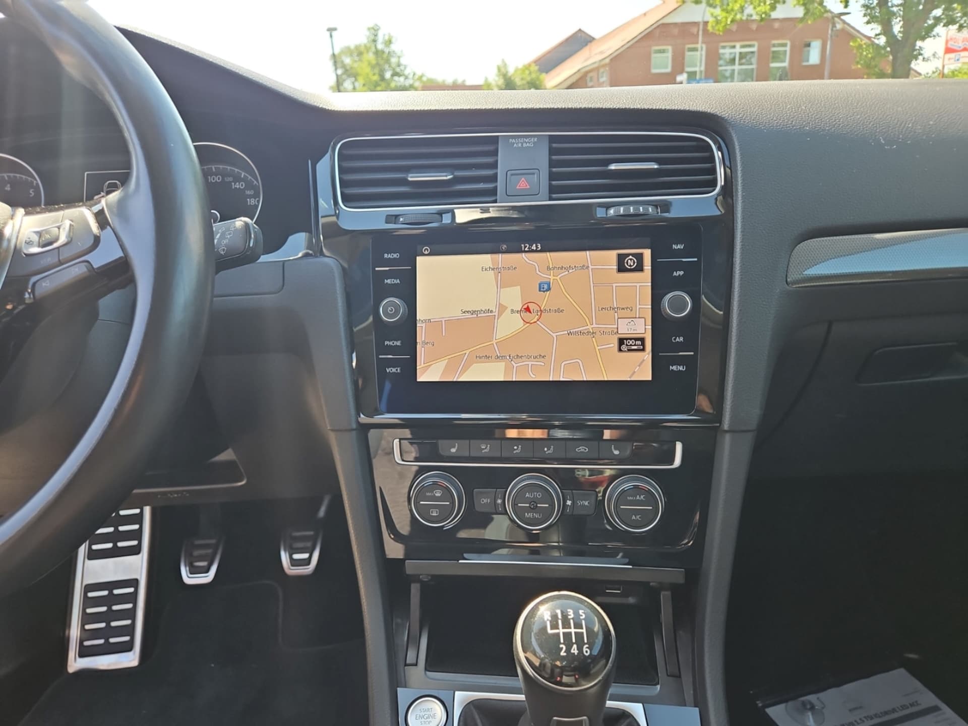 Volkswagen Golf IQ.DRIVE