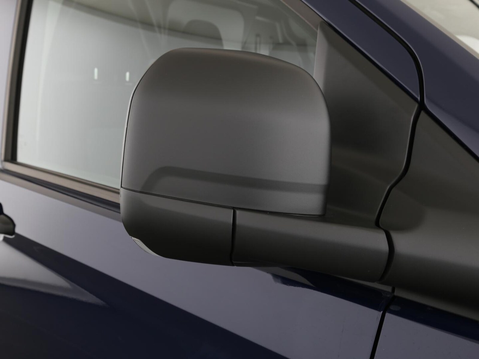 Volkswagen Transporter Kasten kurzer Radstand – Bild 19