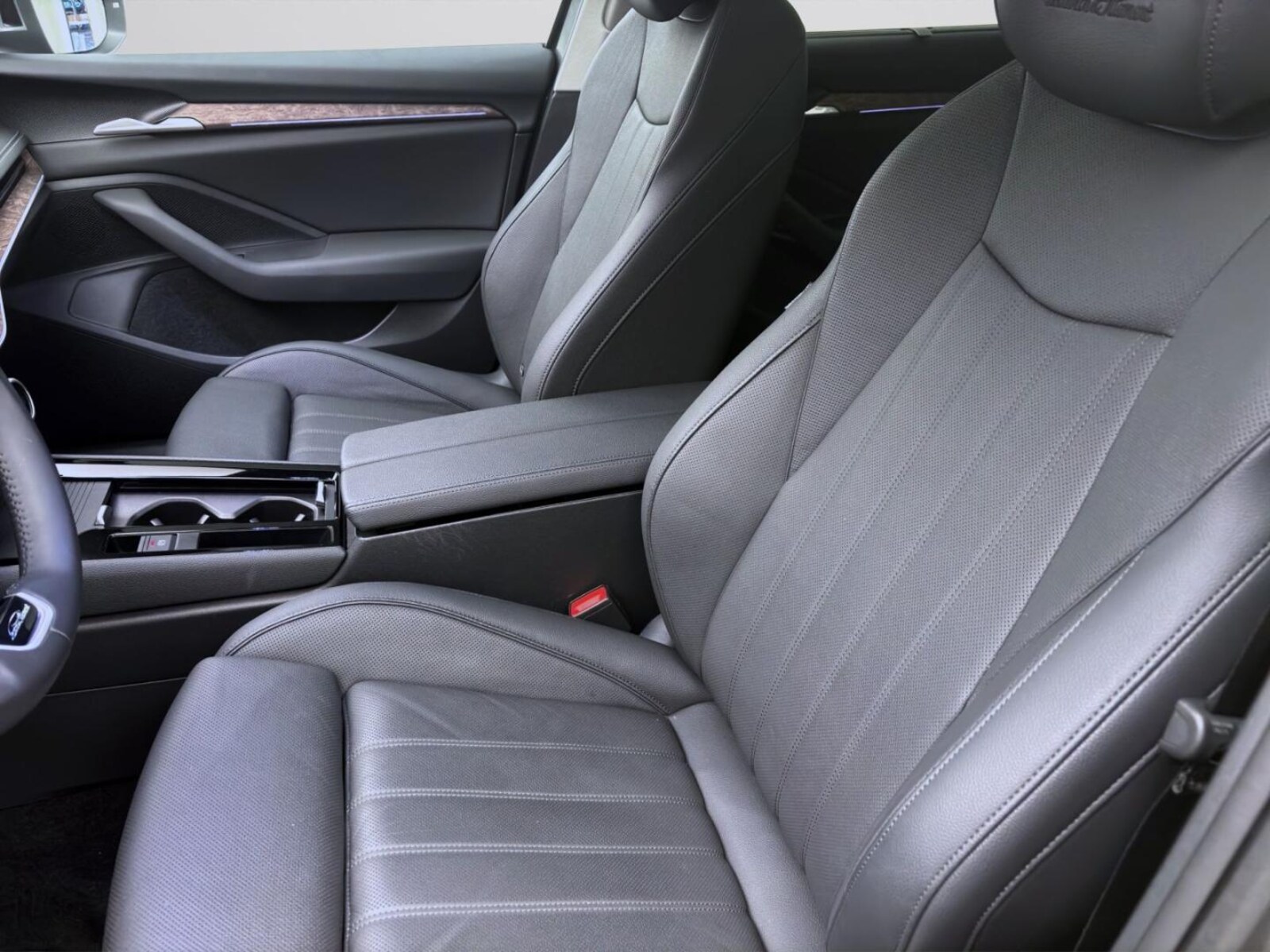 Škoda Superb Combi – Bild 10