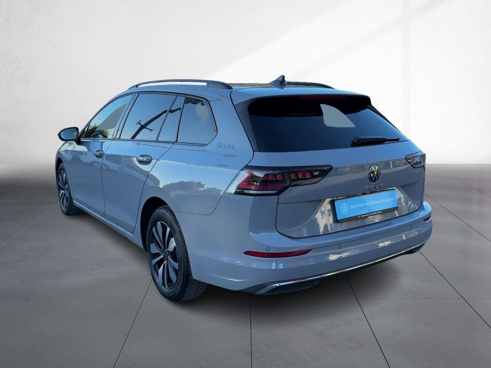 Volkswagen Golf Variant – Bild 2
