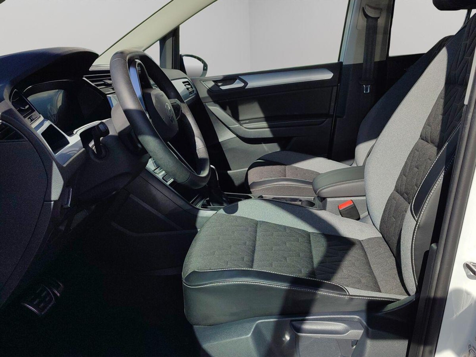 Volkswagen Touran – Bild 9