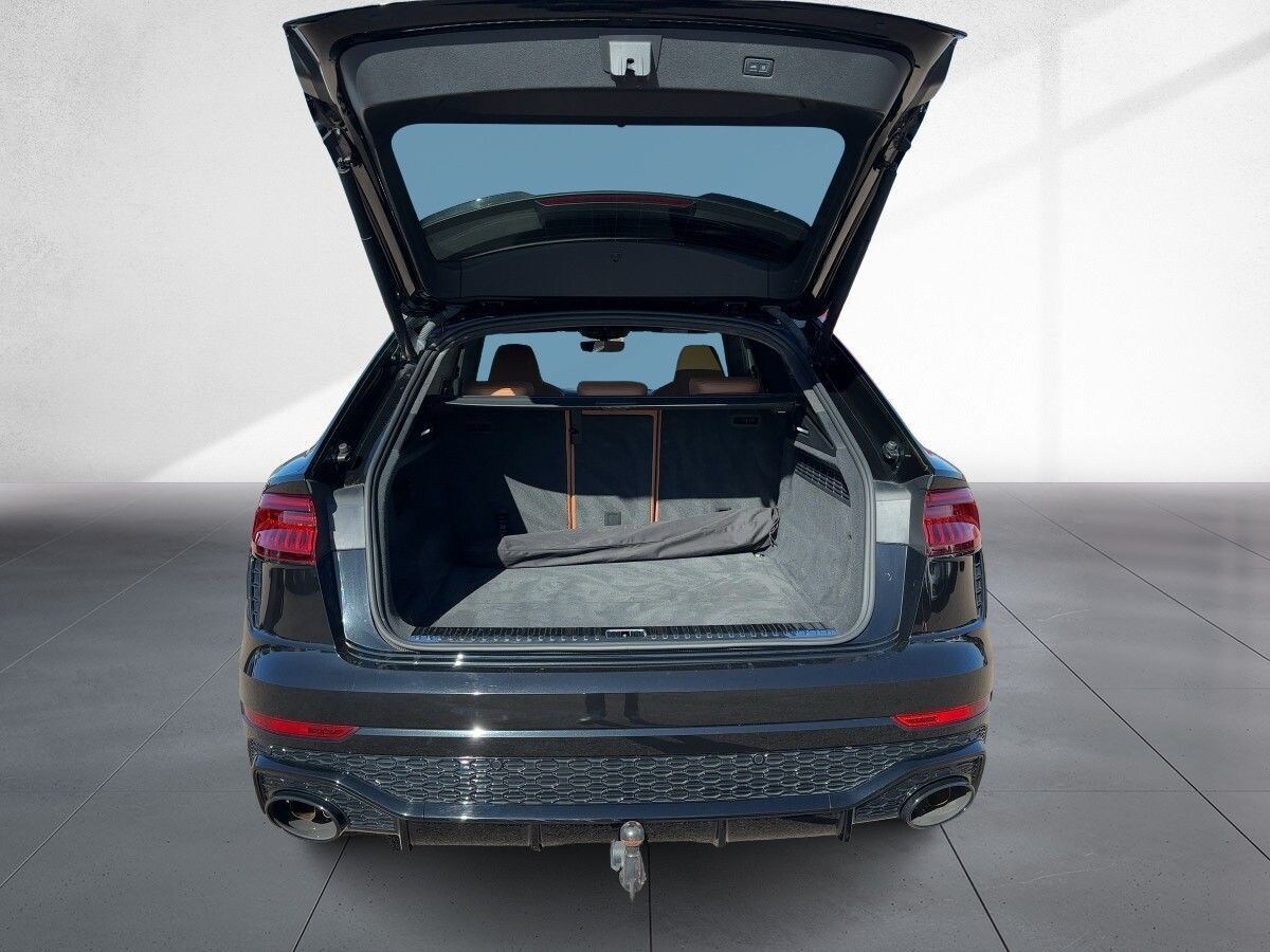 Audi RS Q8 SUV
