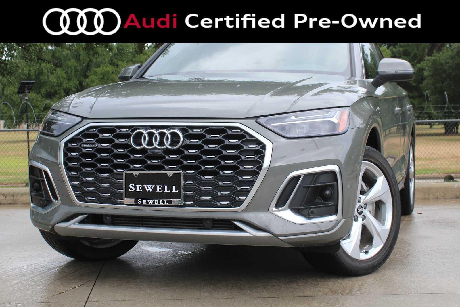 2023 Audi Q5 Sportback 45 Premium's photo