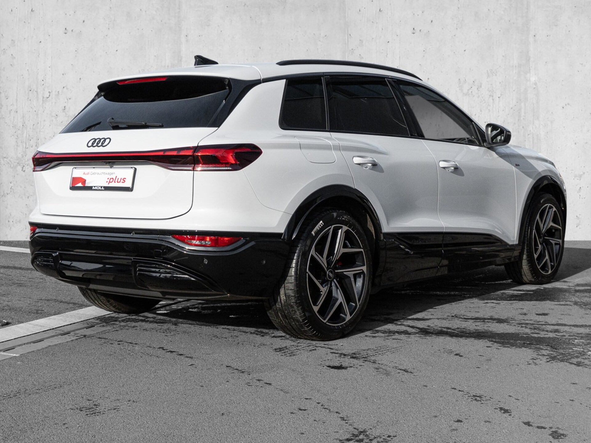 Audi Q6 SUV e-tron