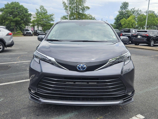 2025 Toyota Sienna