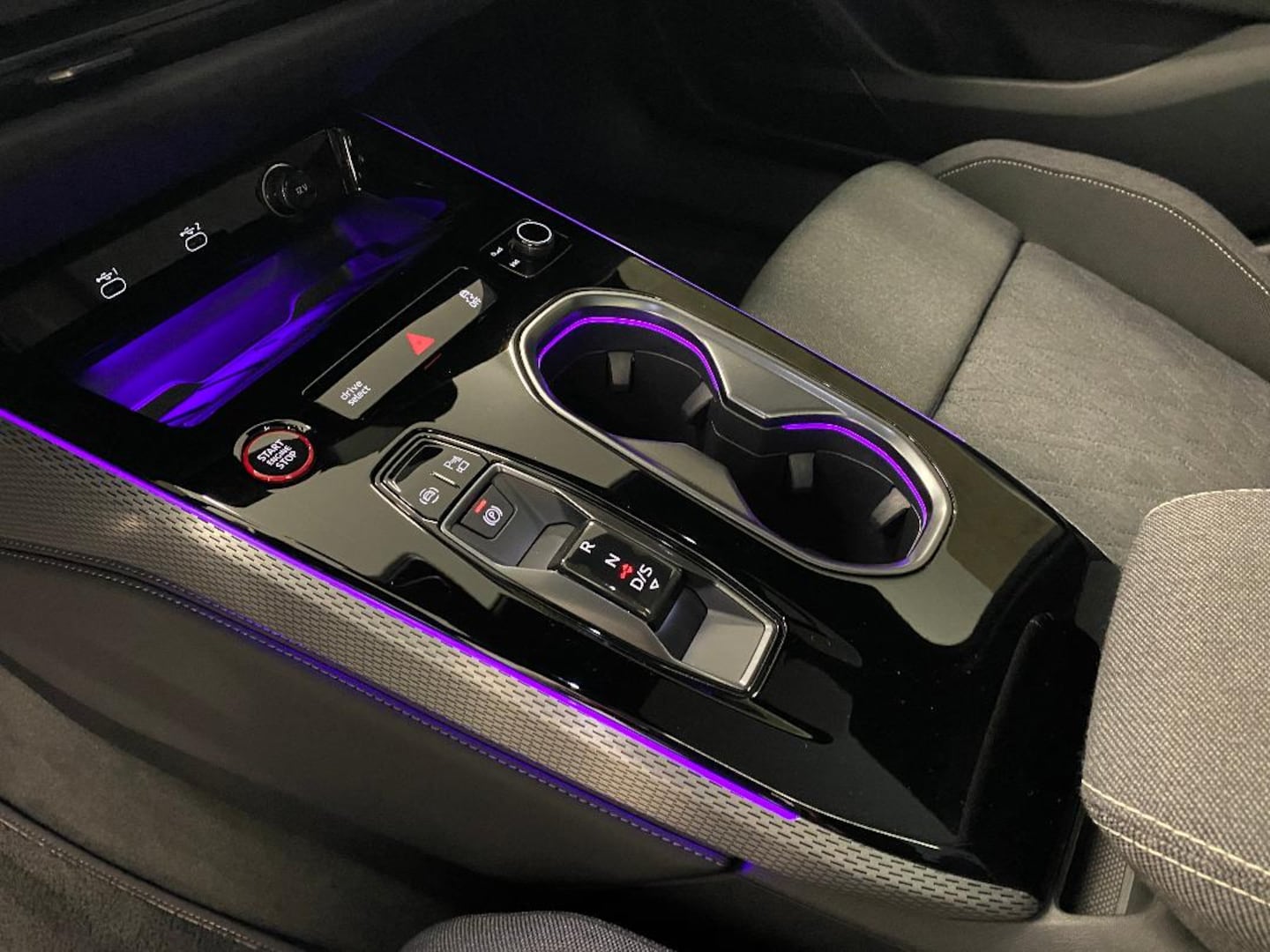 Bild über Audi A6 Avant edition one TDI quattro 150 kW S tronic - für weitere Informationen kontaktieren Sie den Audi Partner