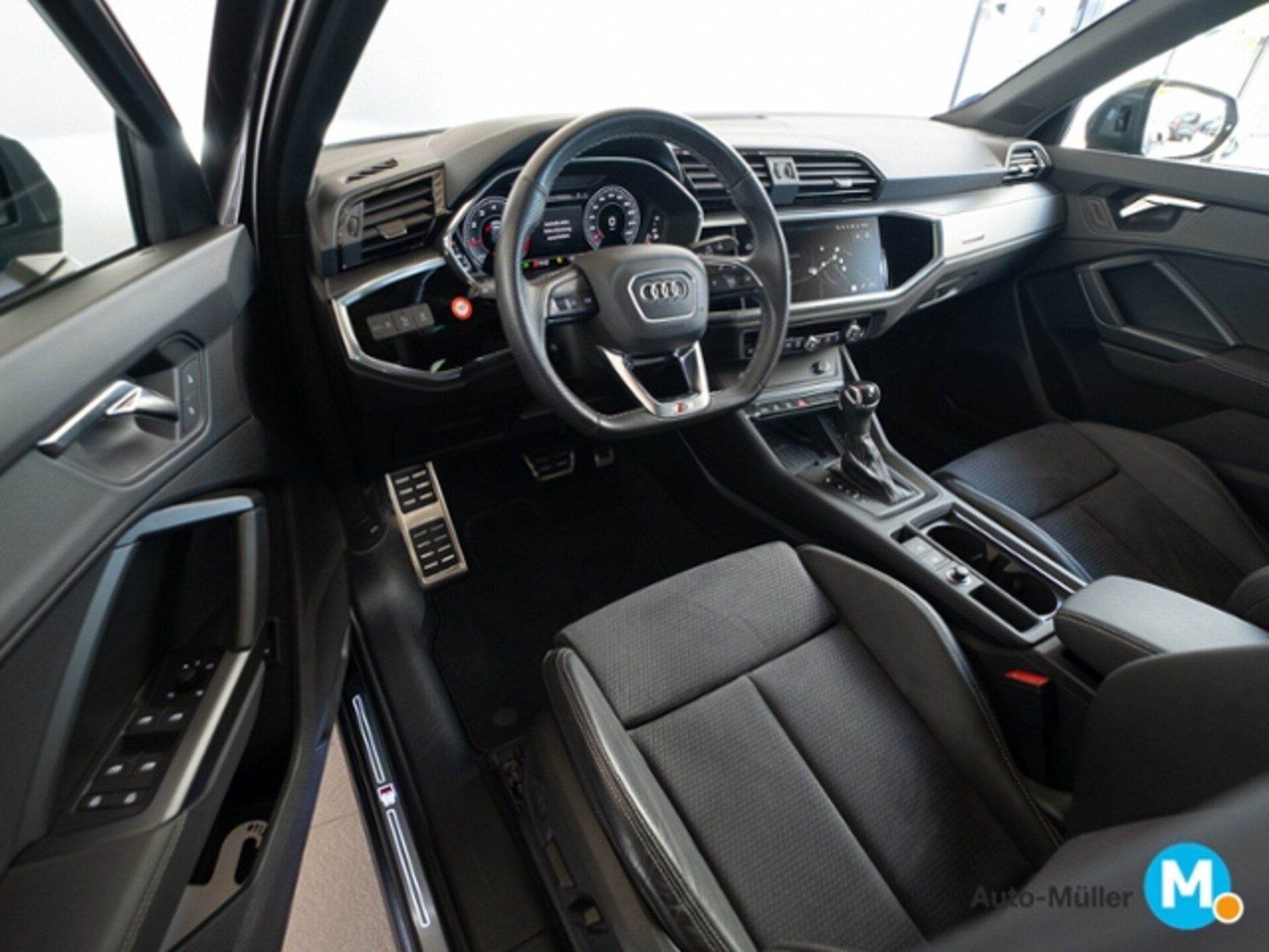 Audi Q3 SUV S line