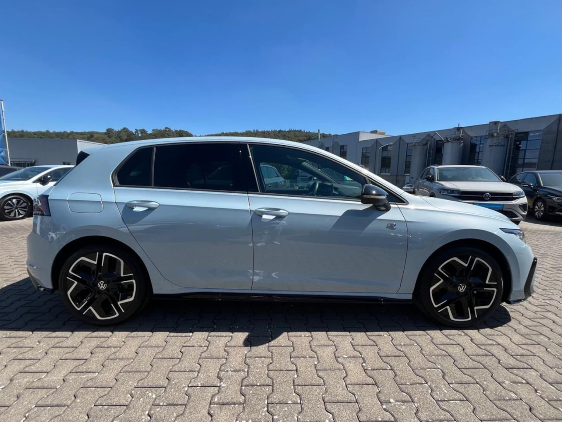 Volkswagen Golf R-Line