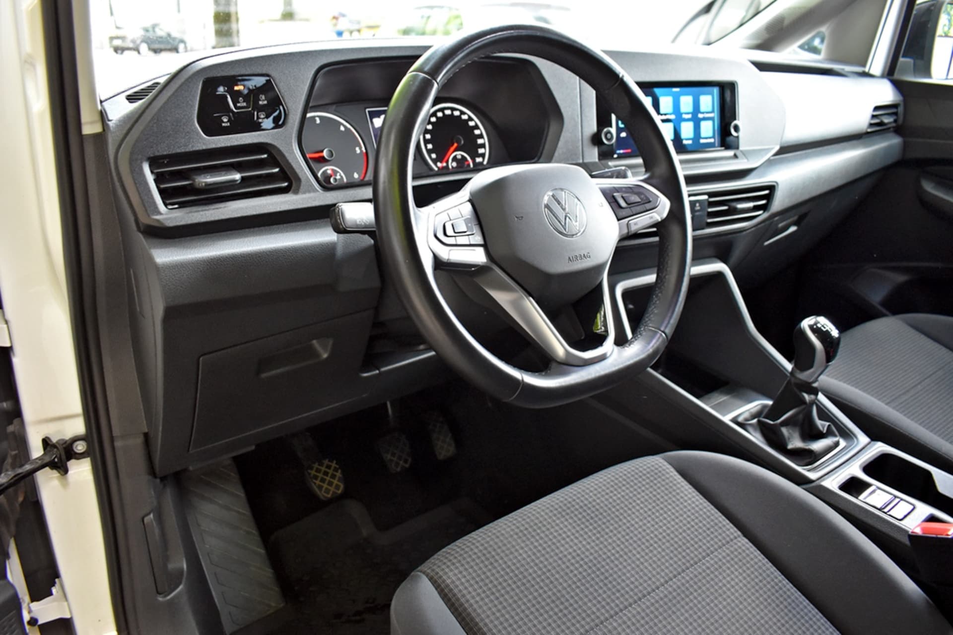 Volkswagen Caddy Model bazowy