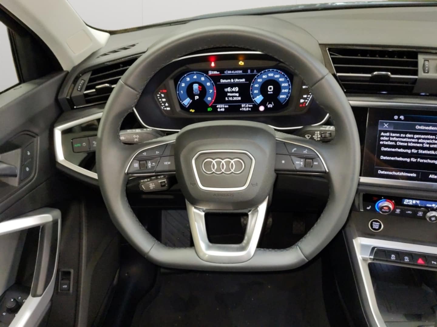 Bild über Audi Q3 TFSI 110 kW S tronic - für weitere Informationen kontaktieren Sie den Audi Partner