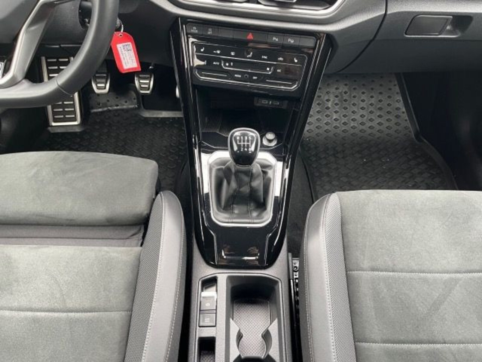 Volkswagen T-Roc – Bild 11