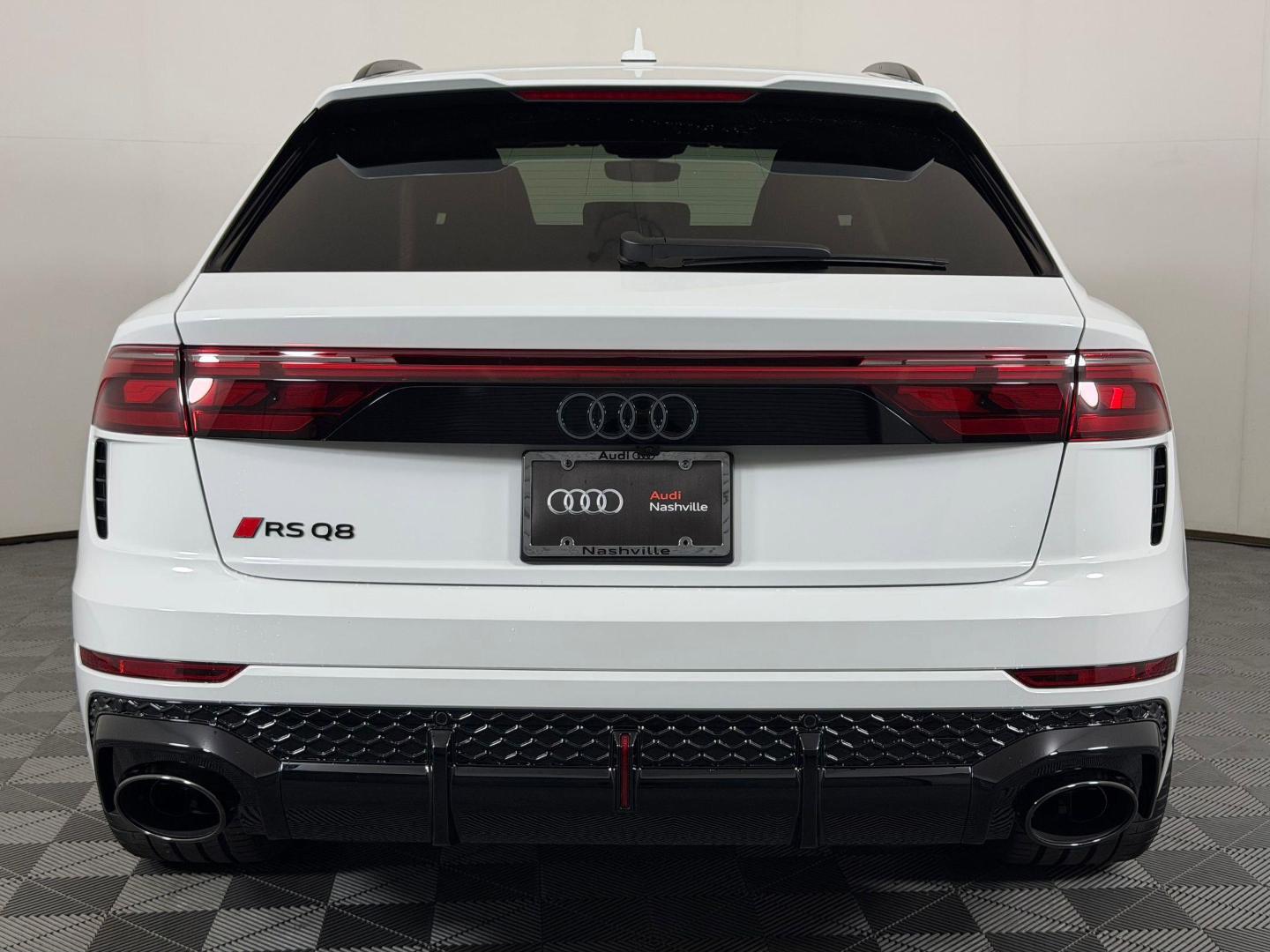 2026 Audi RS Q8 Base - Photo 10