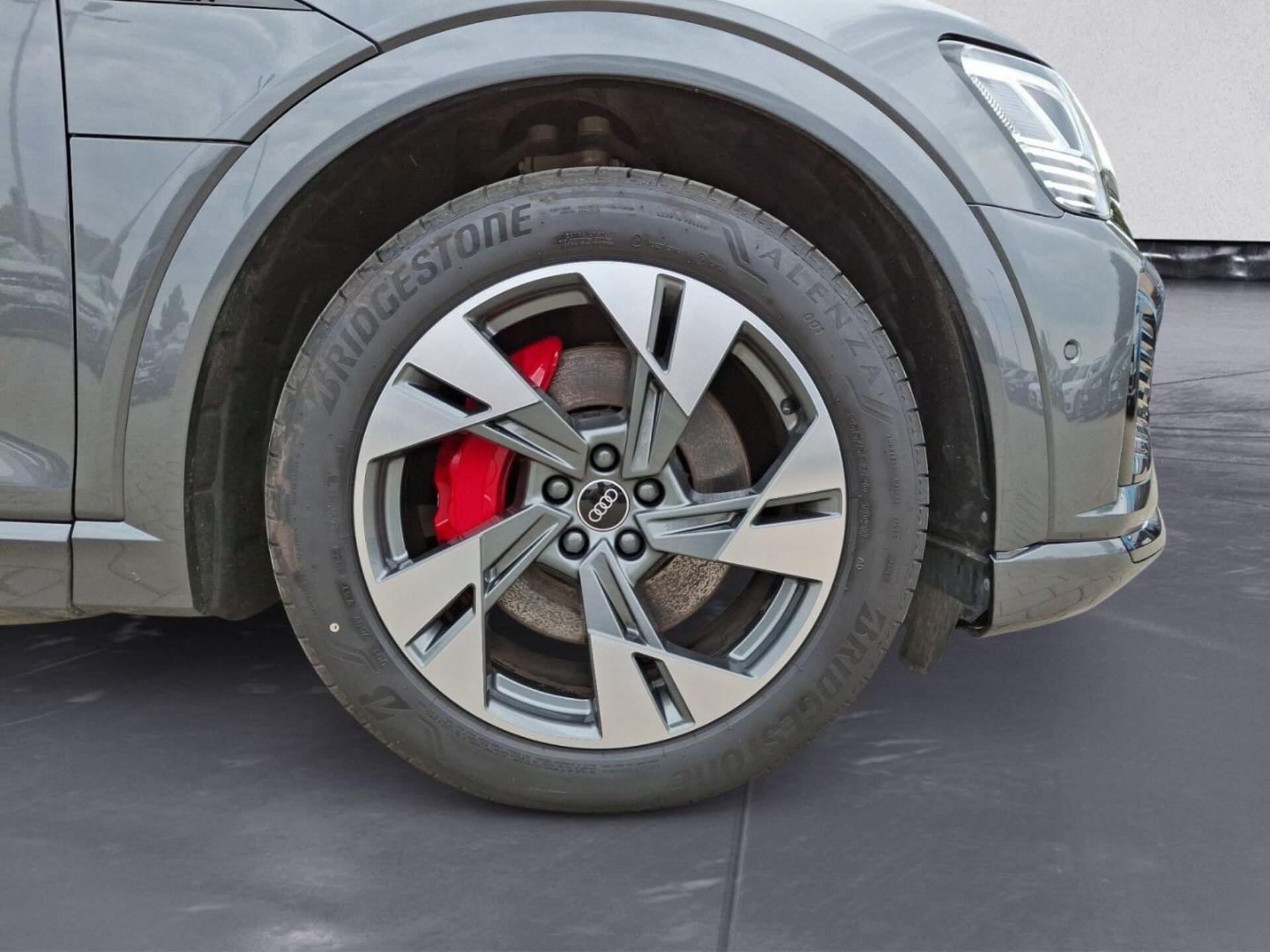 Audi Q8 Sportback e-tron S line