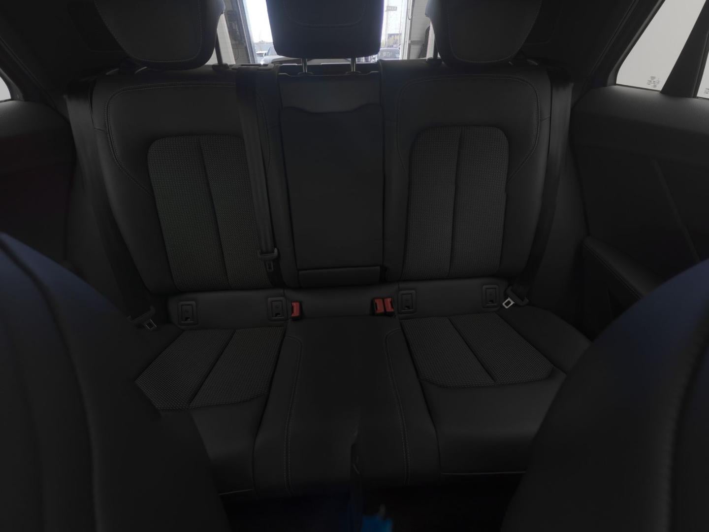 Bild über Audi SQ2 TFSI quattro S tronic - für weitere Informationen kontaktieren Sie den Audi Partner