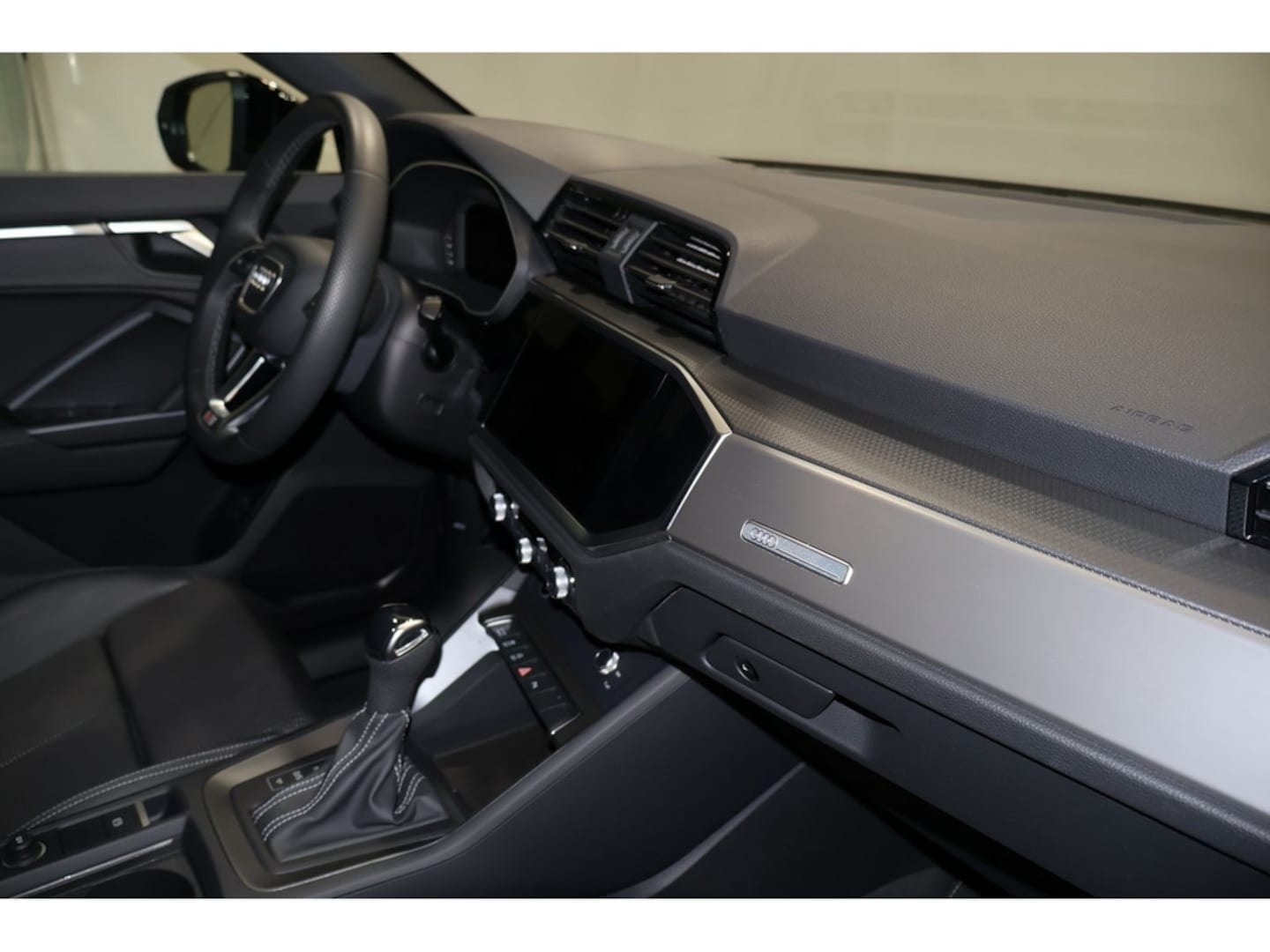 Bild über Audi Q3 Sportback S line 35 TDI S tronic - für weitere Informationen kontaktieren Sie den Audi Partner