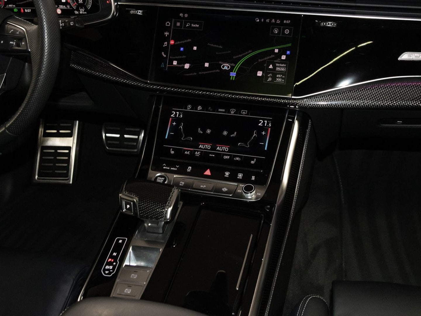 Bild über Audi Q8 competition plus 50 TDI quattro tiptronic - für weitere Informationen kontaktieren Sie den Audi Partner