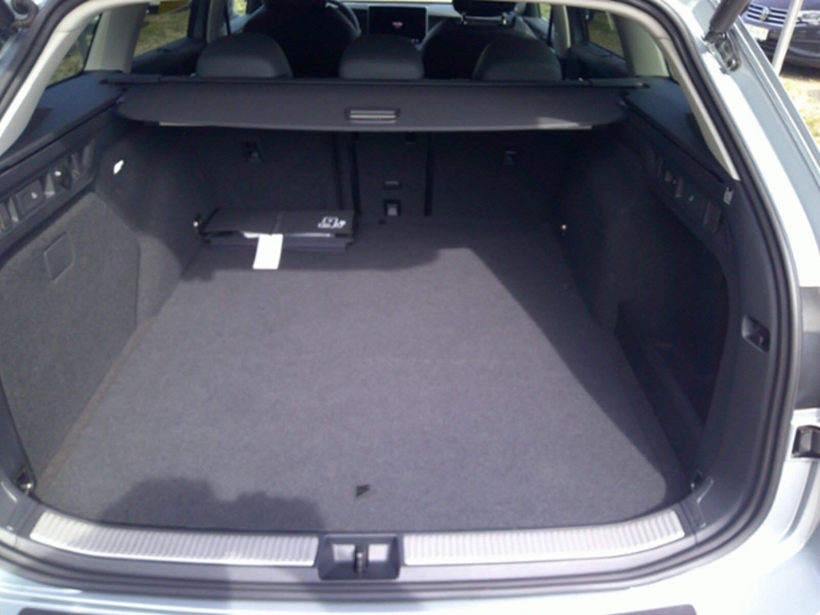 Volkswagen Passat – Bild 7