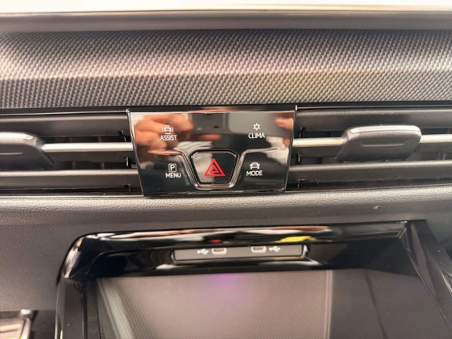Volkswagen Golf Variant R-Line