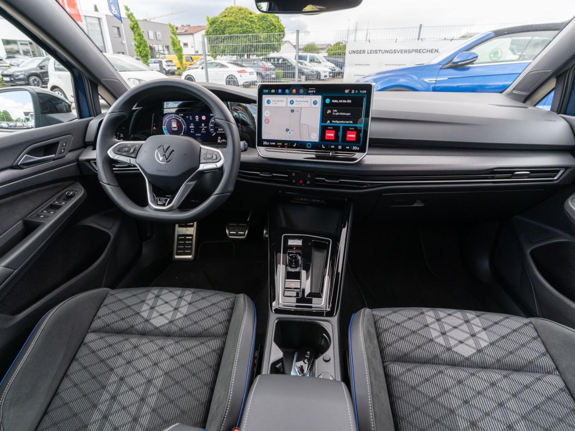 Volkswagen Golf R-Line