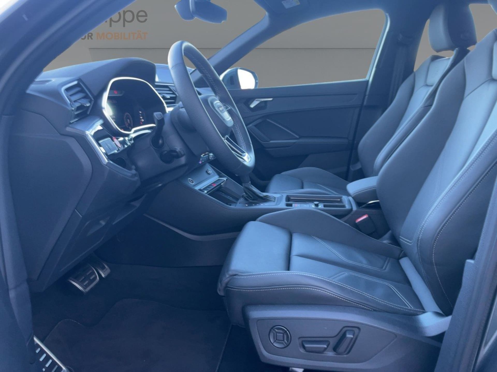 Audi Q3 Sportback S line