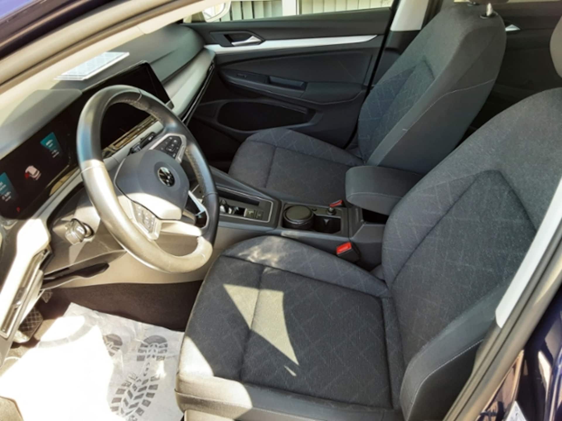 Volkswagen Golf Variant Life