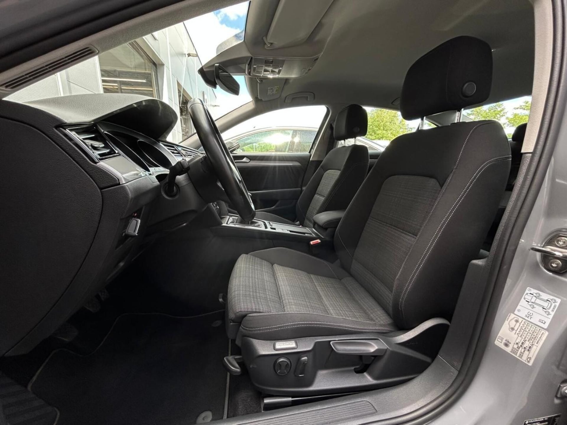 Volkswagen Passat Business